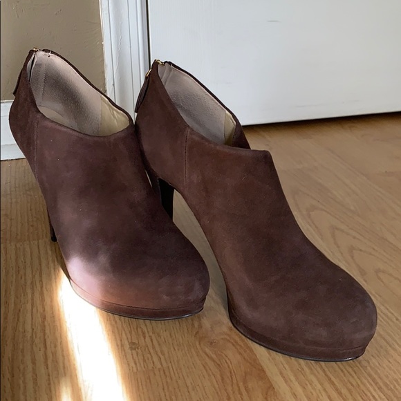 Boots - Picture 3 of 3